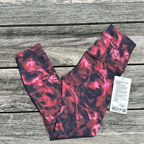 lululemon athletica Pants - Lululemon Align High-Rise Crop 23" size 2 NWT Black Pink Blossom leggings